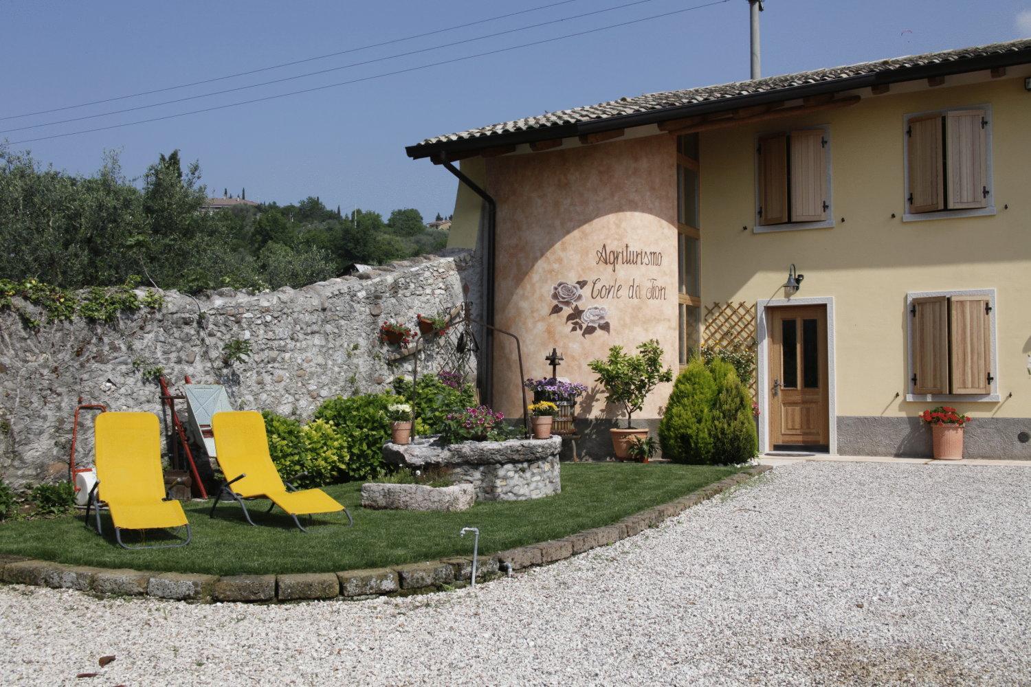 Agriturismo Corte Dei Fiori Caprino Veronese Exterior photo