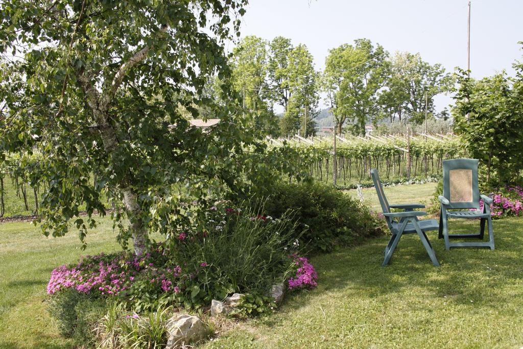 Agriturismo Corte Dei Fiori Caprino Veronese Exterior photo